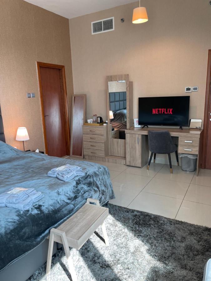 דירות Bright Luxury 2Br Aprt Dubai Marina With Balcony מראה חיצוני תמונה