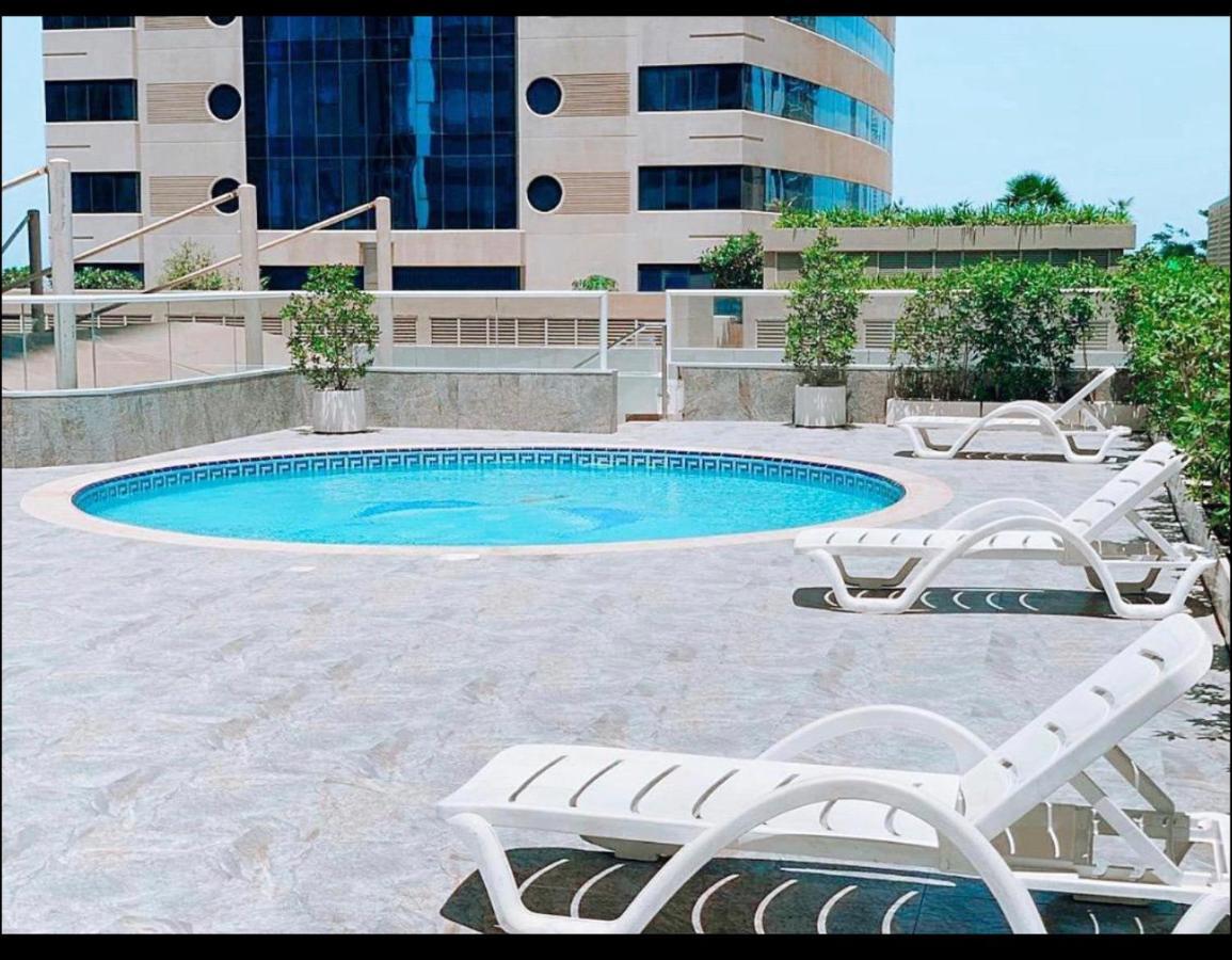 דירות Bright Luxury 2Br Aprt Dubai Marina With Balcony מראה חיצוני תמונה